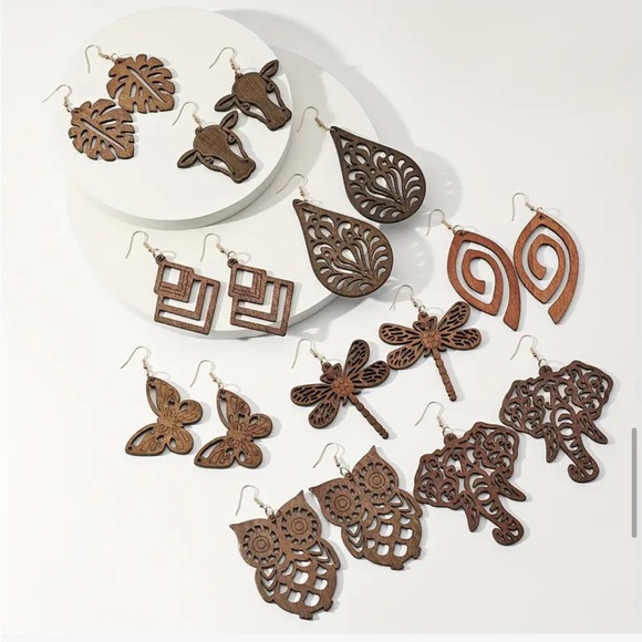 9 Pairs Light Weight Wood Boho Bohemian Earrings - Picture 2 of 6